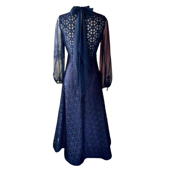Vintage Union-Made Navy Blue Lace Dress with Sheer Sleeves | EUC | Size XS (0-2) - Picture 5 of 9